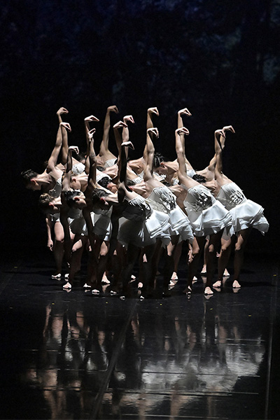 Ballet Preljocaj – Swan Lake - Queensland Performing Arts Centre (QPAC)